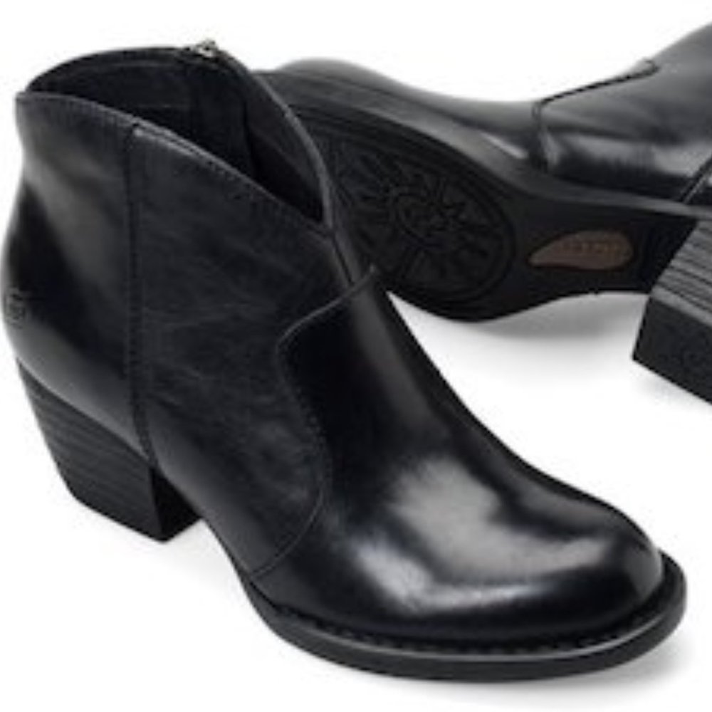 Born Michel Black Leather 7M Like New